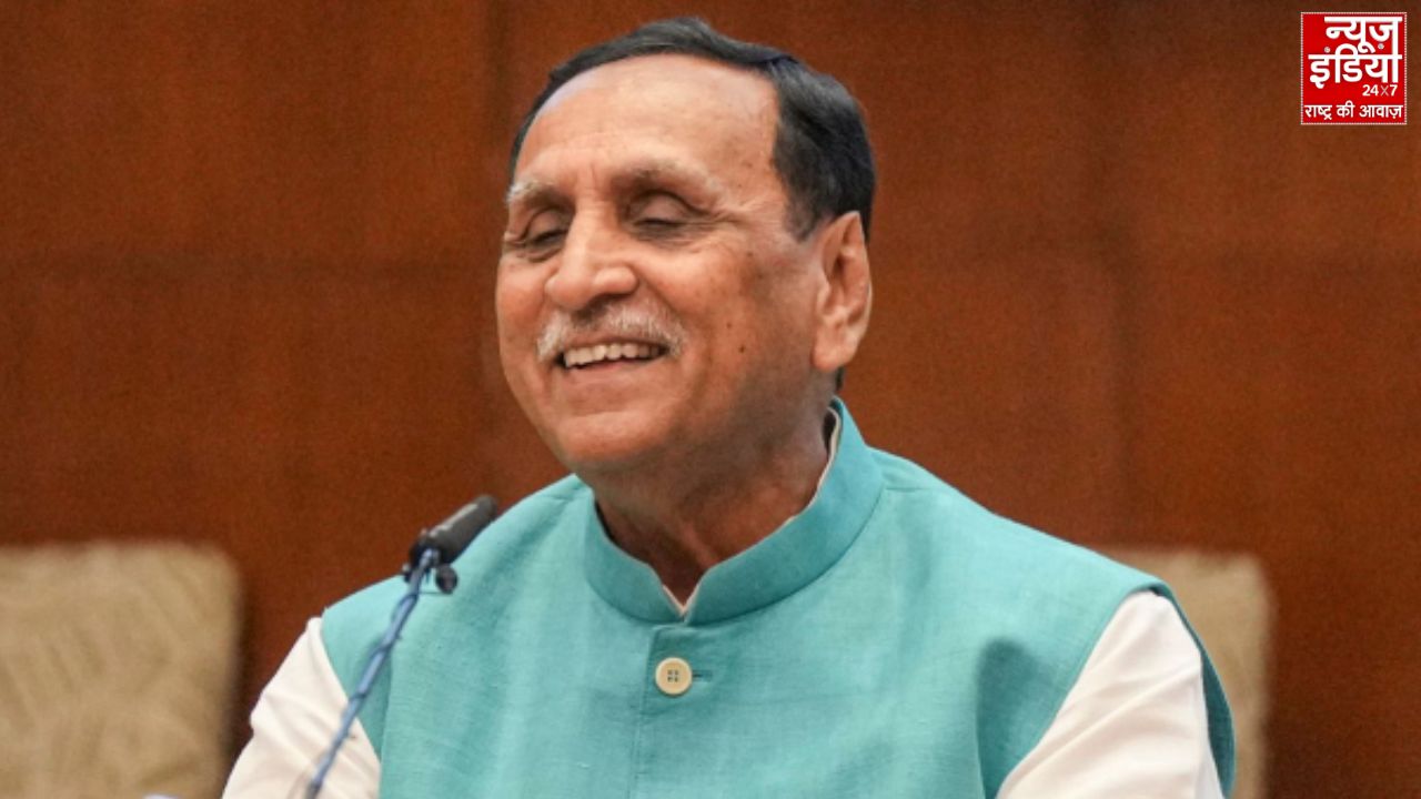 विजय रूपाणी के अंतिम संस्कार से पहले भावुक हुए बेटे ऋषभ रूपाणी, बोले-भगवान से प्रार्थना है कि…
