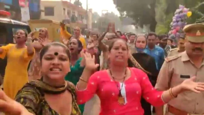 यूपी में कारागार अधीक्षक राजेश कुमार पांडे का तबादला, फिरोजाबाद से कानपुर नगर भेजे गए