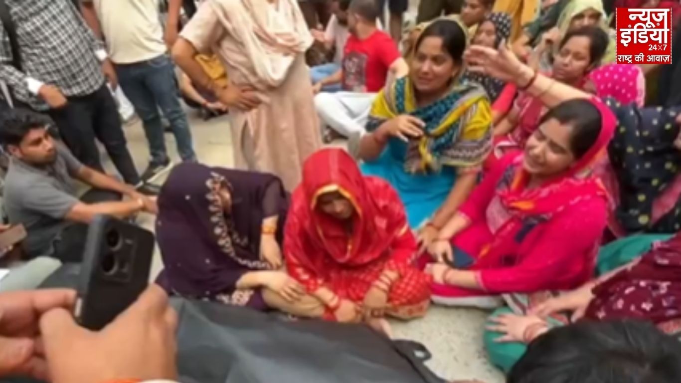 पैसे नहीं दिए तो बदला लेने के लिए…पति ने बनाया पत्नी का नहाते हुए अश्लील वीडियो ; पुलिस जांच में जुटी